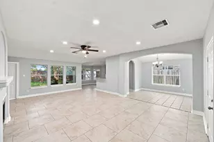 318 Magnolia Estates Dr, League City, TX 77573 - Photo 7