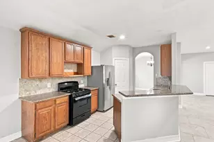 318 Magnolia Estates Dr, League City, TX 77573 - Photo 15
