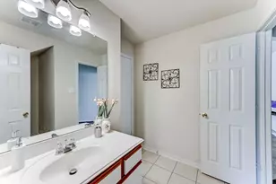 8010 Pickling Ln, Baytown, TX 77521 - Photo 13