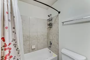 8010 Pickling Ln, Baytown, TX 77521 - Photo 25