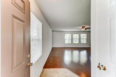 8010 Pickling Lane, Baytown, TX 77521 - Photo 5