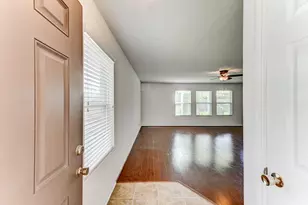 8010 Pickling Ln, Baytown, TX 77521 - Photo 5