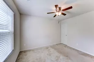 8010 Pickling Ln, Baytown, TX 77521 - Photo 9