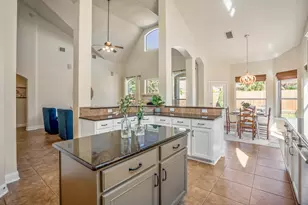 22722 Wixford Ln, Tomball, TX 77375 - Photo 13