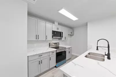 13950 Ashdale Lane, Houston, TX 77083 - Photo 11