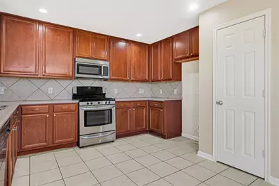 6522 Green Pear Lane, Houston, TX 77049 - Photo 9