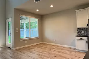 10213 Prairie Creek Ln, Conroe, TX 77384 - Photo 11