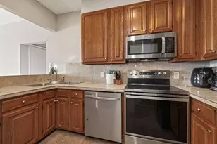 2211 S Braeswood Blvd, Houston, TX 77030 - Photo 21