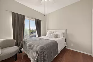 2211 S Braeswood Blvd, Houston, TX 77030 - Photo 27