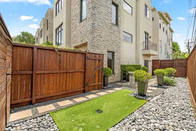 1110 Autrey Street #A, Houston, TX 77006 - Photo 7