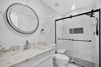 6323 Dawnridge Drive, Houston, TX 77035 - Photo 23