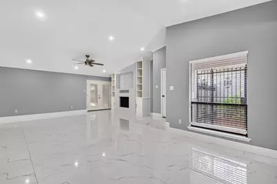 6323 Dawnridge Drive, Houston, TX 77035 - Photo 9
