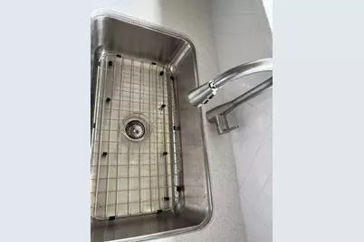 1808 Leissner Street, Bay City, TX 77414 - Photo 3