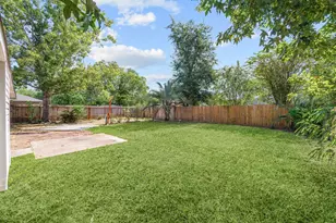 19722 Bellaw Woods Dr, Humble, TX 77338 - Photo 17
