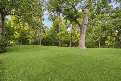 9694 Longmont Drive, Houston, TX 77063 - Photo 31