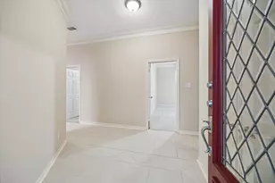 9694 Longmont Dr, Houston, TX 77063 - Photo 3