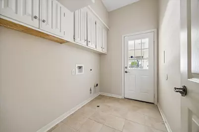 9694 Longmont Drive, Houston, TX 77063 - Photo 29
