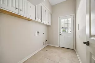9694 Longmont Dr, Houston, TX 77063 - Photo 29