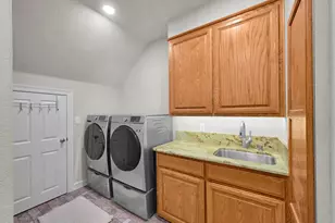 425 Island Way, Port Arthur, TX 77640 - Photo 21