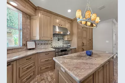 425 Island Way, Port Arthur, TX 77640 - Photo 13