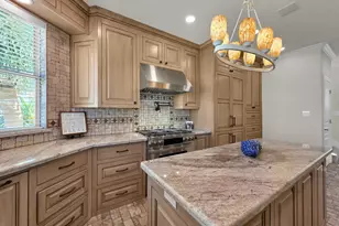 425 Island Way, Port Arthur, TX 77640 - Photo 13