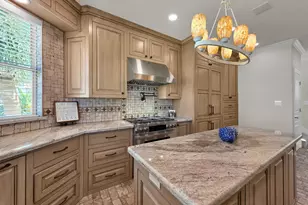 425 Island Way, Port Arthur, TX 77640 - Photo 13