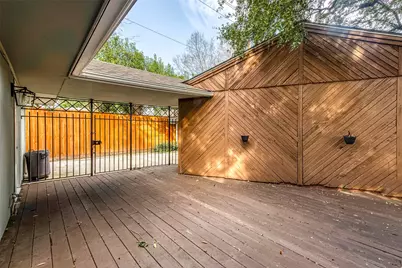 7810 Locke Lane, Houston, TX 77063 - Photo 3