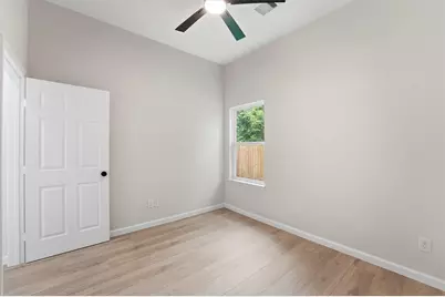 4354 Clover Street #A, Houston, TX 77051 - Photo 15