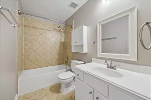 9703 Blanchard Springs Dr, Houston, TX 77095 - Photo 17