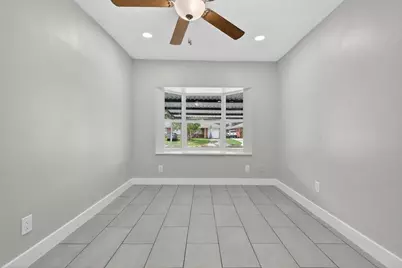 206 Mockingbird Lane, Pasadena, TX 77502 - Photo 13