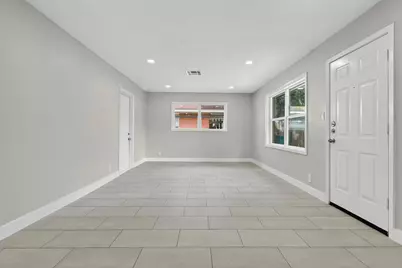 206 Mockingbird Lane, Pasadena, TX 77502 - Photo 9