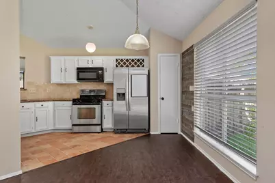 6022 Sean Court, Humble, TX 77346 - Photo 5