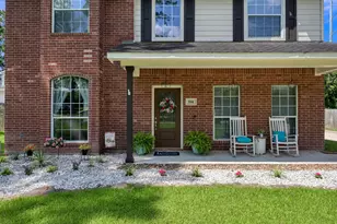 614 Spring Forest Dr, Conroe, TX 77302 - Photo 3