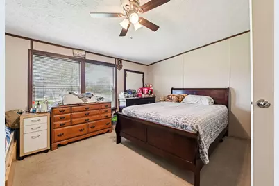 30318 Binford Place, Waller, TX 77484 - Photo 37