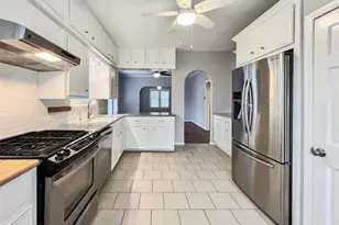 4035 Michaux St, Houston, TX 77009 - Photo 9