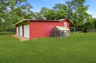 1551 County Rd 318, Cleveland, TX 77327 - Photo 47