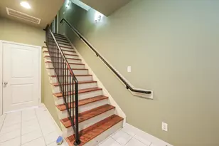 1714 Sandman St, Houston, TX 77007 - Photo 3