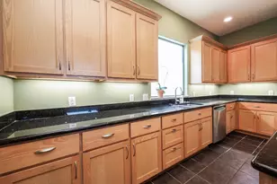 1714 Sandman St, Houston, TX 77007 - Photo 9