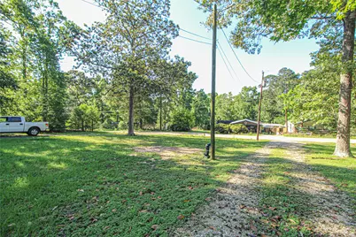 347 E Highland Drive, Livingston, TX 77351 - Photo 5