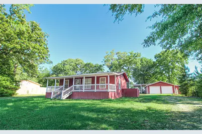 347 E Highland Drive, Livingston, TX 77351 - Photo 1