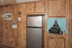 347 E Highland Dr, Livingston, TX 77351 - Photo 21