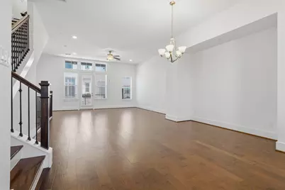 821 Algona Avenue, Houston, TX 77008 - Photo 9