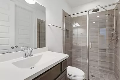 821 Algona Avenue, Houston, TX 77008 - Photo 7