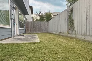 8812 Ashbloom Ln, Houston, TX 77080 - Photo 23