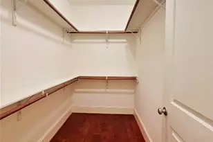 8812 Ashbloom Ln, Houston, TX 77080 - Photo 13