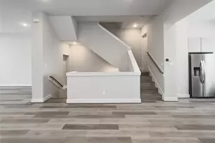 1250 N Post Oak Rd, Houston, TX 77055 - Photo 11