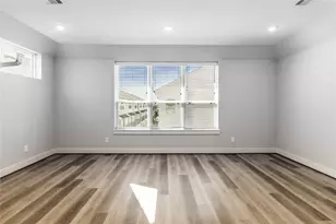 1250 N Post Oak Rd, Houston, TX 77055 - Photo 13