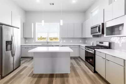 1250 N Post Oak Road #A, Houston, TX 77055 - Photo 5