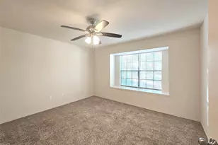 80 Fallenstone Dr, The Woodlands, TX 77381 - Photo 11