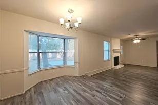 80 Fallenstone Dr, The Woodlands, TX 77381 - Photo 9